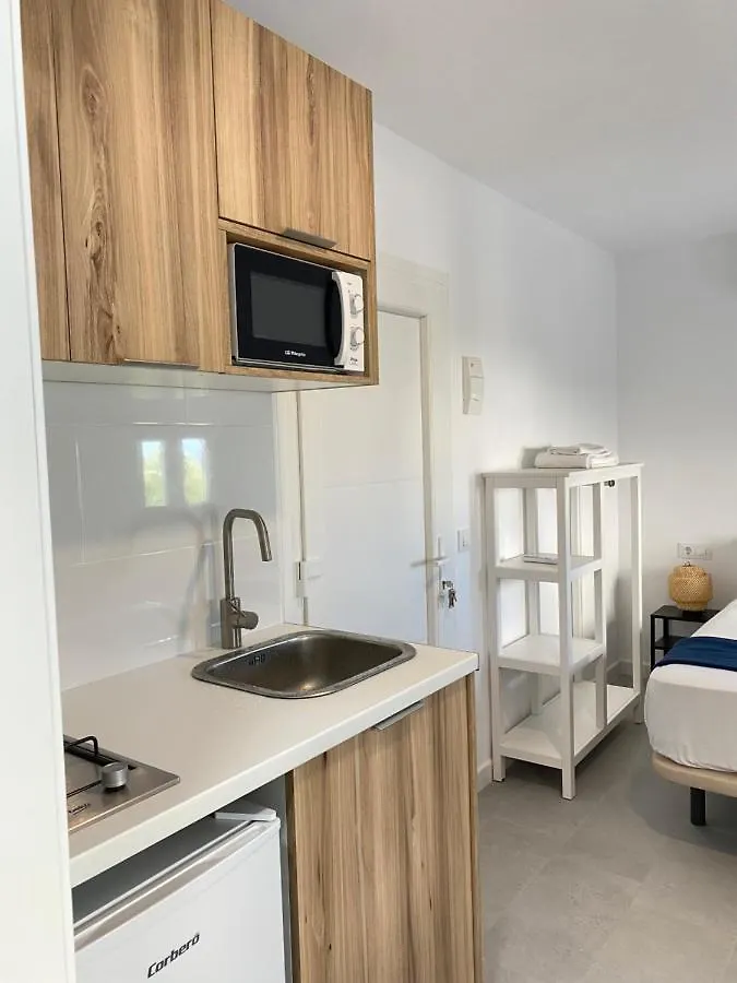Ch II Apartments Zona De Ocio Nocturno كونيل ذي لا فرونتيرا 0*,